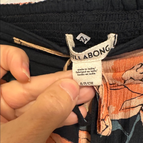 Billabong Floral Wide-Leg Pants - Picture 5 of 5